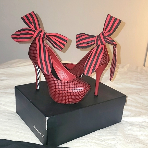 Alejandra G Shoes - New in box Alejandra G. Platform Fishnet Burgundy Heels